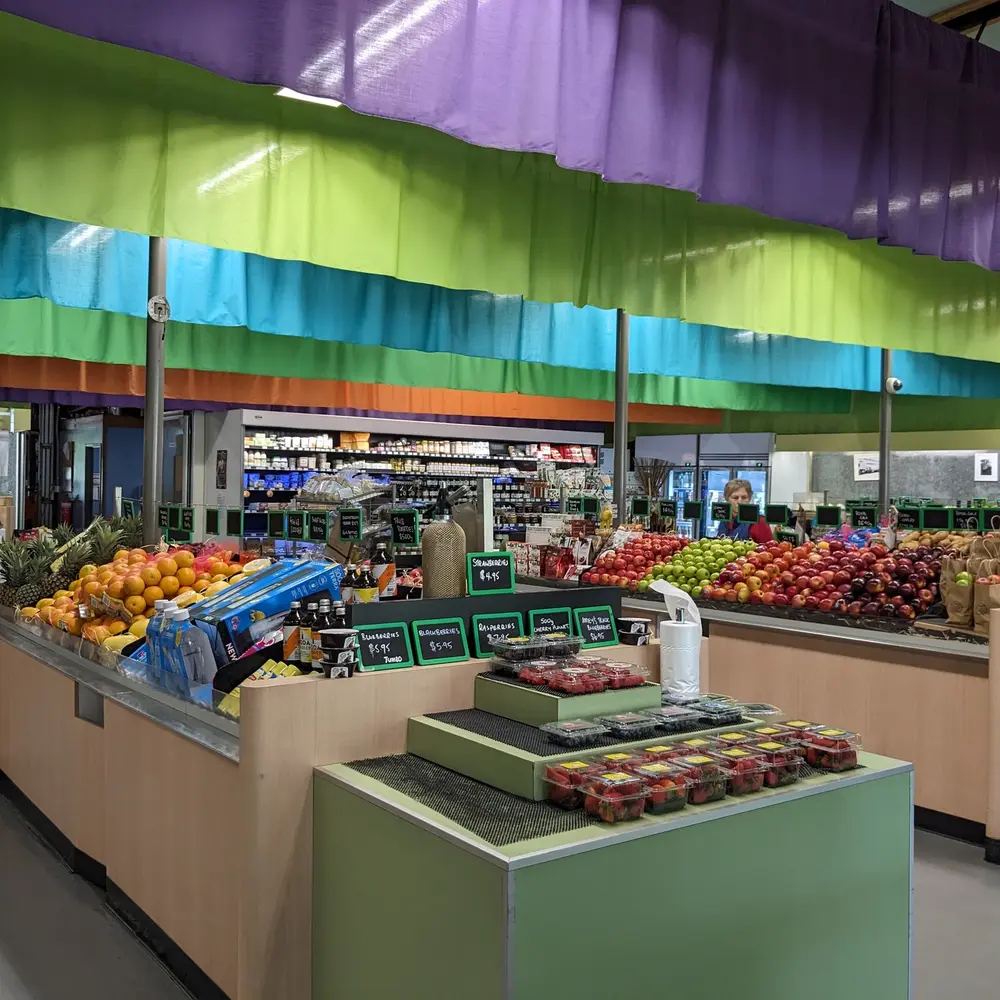 Aherns Fruit Market