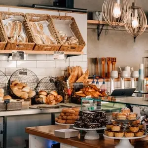 Pandesal Bakery - Meeniyan